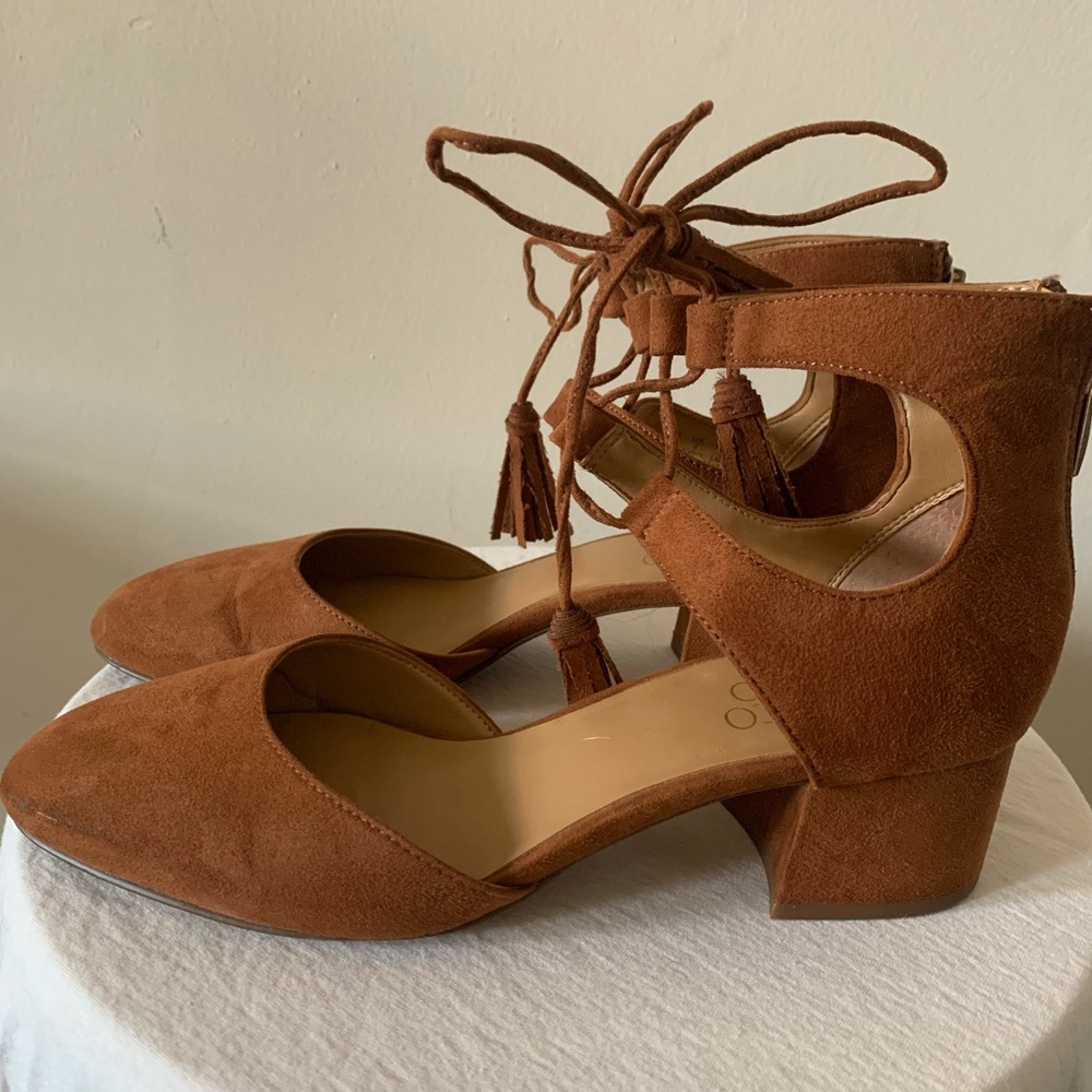Franco Sarto chunk heels with straps - Picture 2 of 3